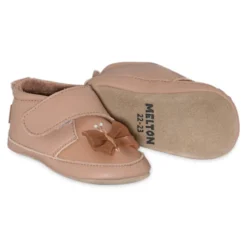 Butterfly leather slippers