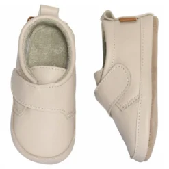 Classic leather slippers