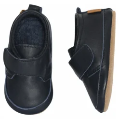 Classic leather slippers