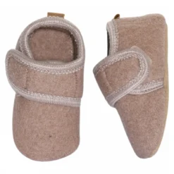 Classic wool slippers