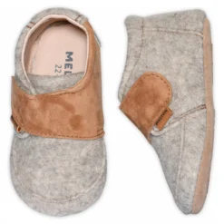 Cosy wool slipper