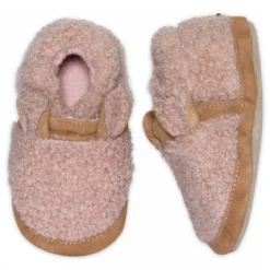 Fuzzy teddy slipper