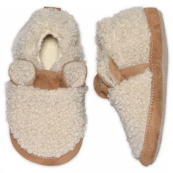 Fuzzy teddy slipper