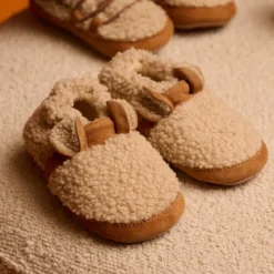 Fuzzy teddy slipper