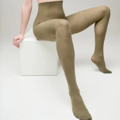 Nika tights