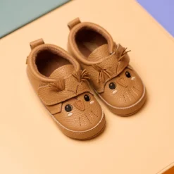 Owl leather slipper