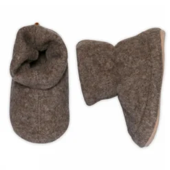 Wolly textile slipper